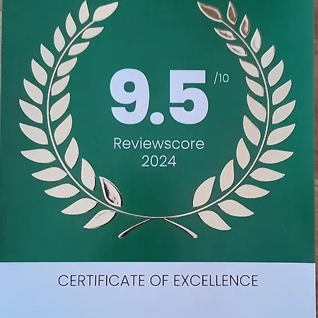 Le Cosy Joli F2 Proche Gare, Arenes Avec Terrasse Privee Apartment