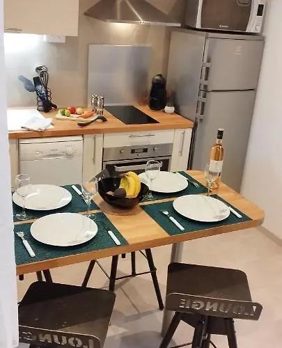 Le Cosy Joli F2 Proche Gare, Arenes Avec Terrasse Privee * Nimes